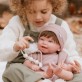 Dolls Arias Усмихната кукла Химена в чанта за носене 45 см